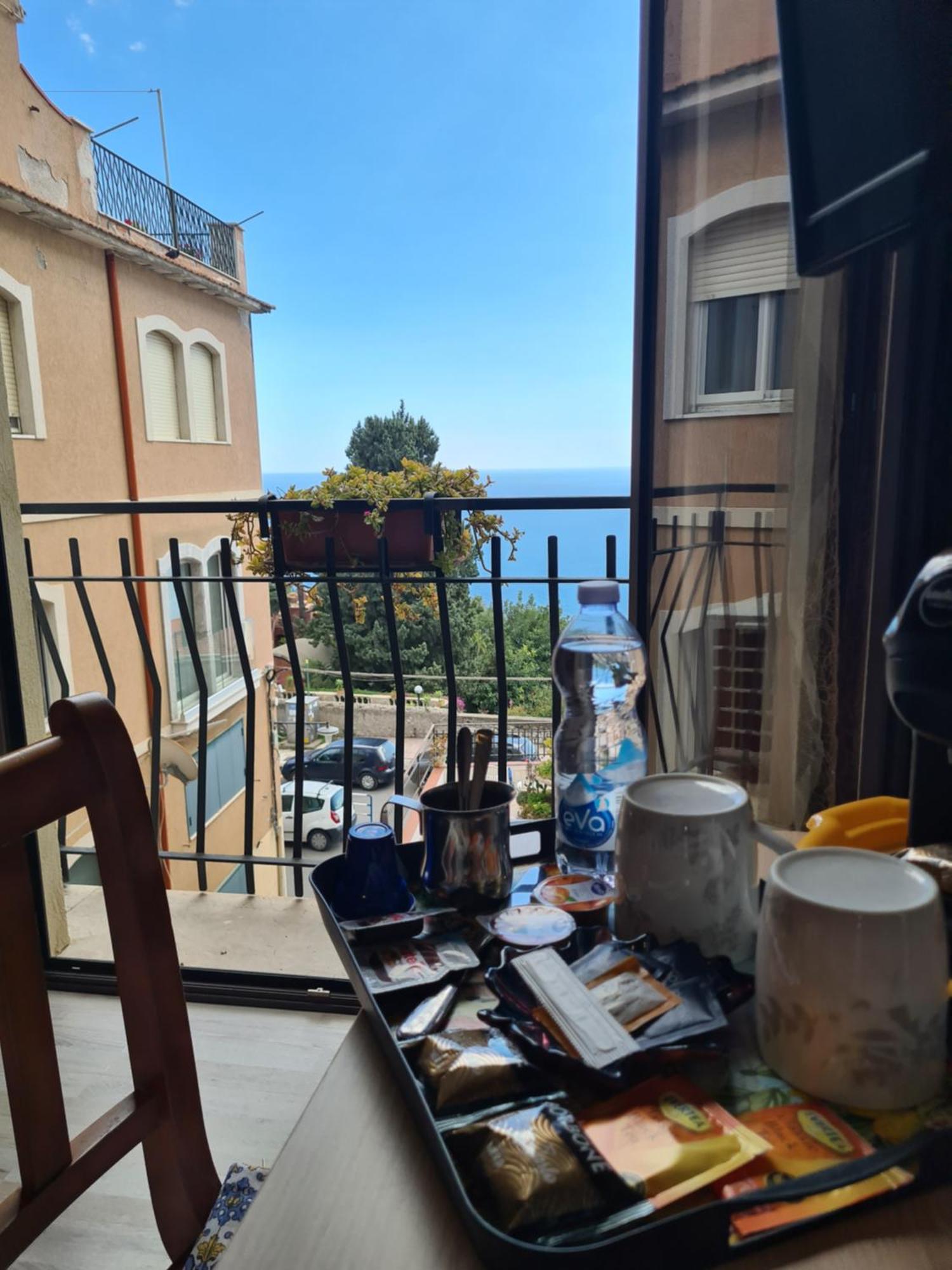 Bella Taormina Bed & Breakfast Exterior photo